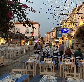 Ala&ccedil;atis Stra&szlig;en